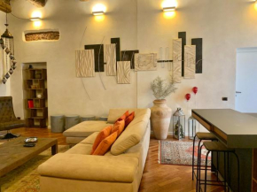 Kindness art apartment in historic center Arona